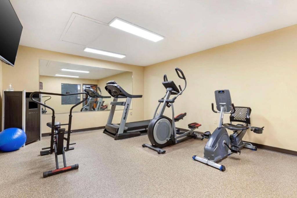 Best Western Locust Grove Inn And Suites Esterno foto
