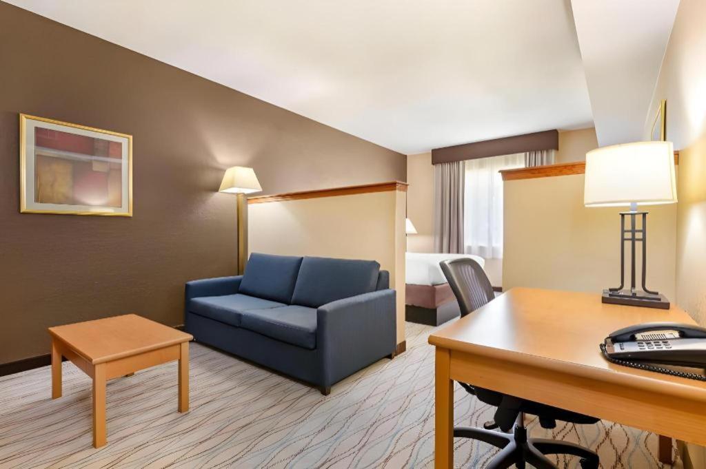 Best Western Locust Grove Inn And Suites Esterno foto