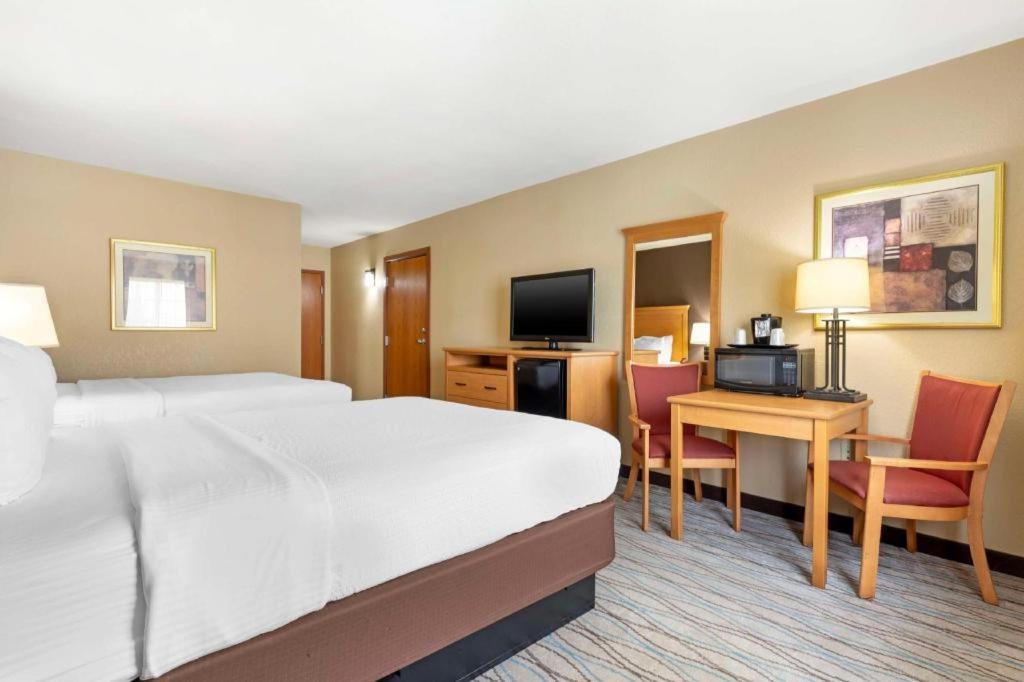 Best Western Locust Grove Inn And Suites Esterno foto