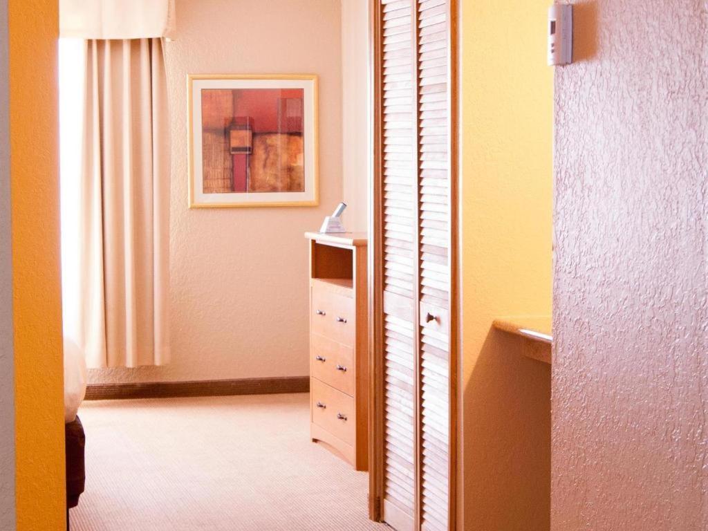Best Western Locust Grove Inn And Suites Esterno foto