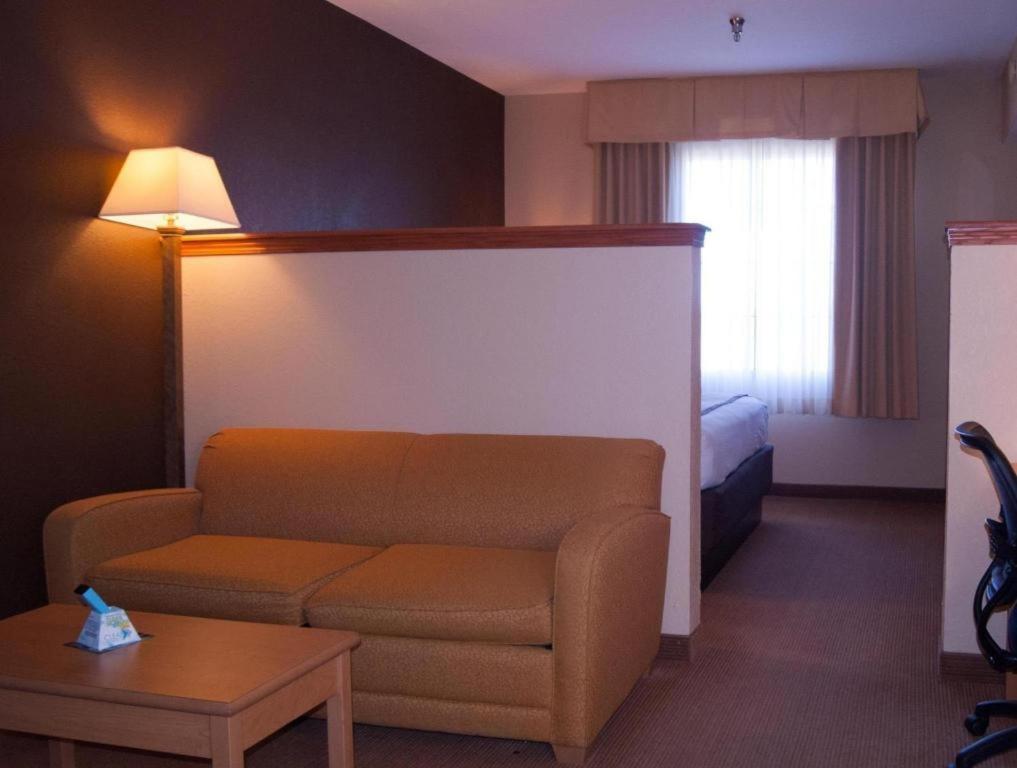 Best Western Locust Grove Inn And Suites Esterno foto